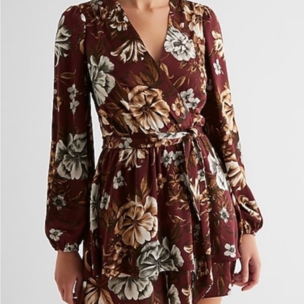 Express Purple and Brown Floral Top - Picture 2 of 11